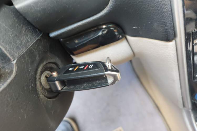 Used Mazda 6 2011 2.0L Automatic Fashion Edition Vehicle Key