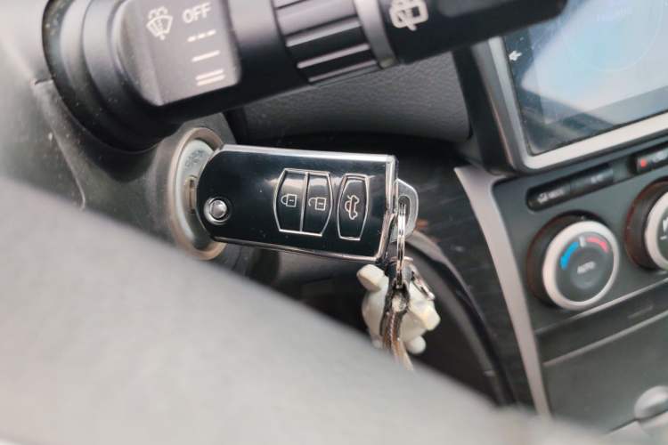 Used Mazda 6 2011 Coupe 2.0L Automatic Elite Edition Vehicle Key