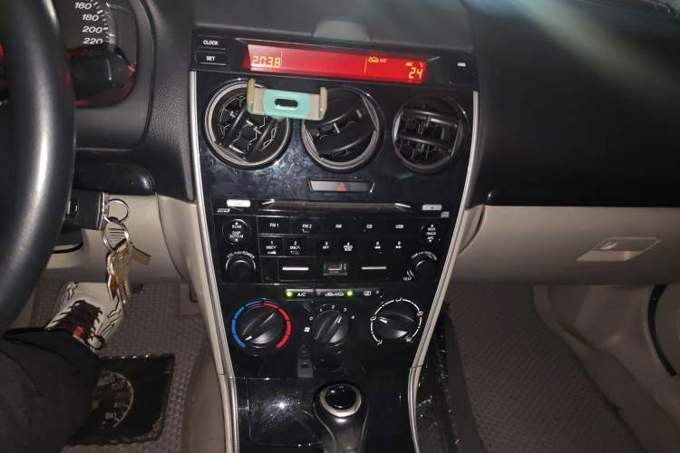 Used Mazda 6 2012 2.0L Automatic Fashion Edition Audio And AC Panel