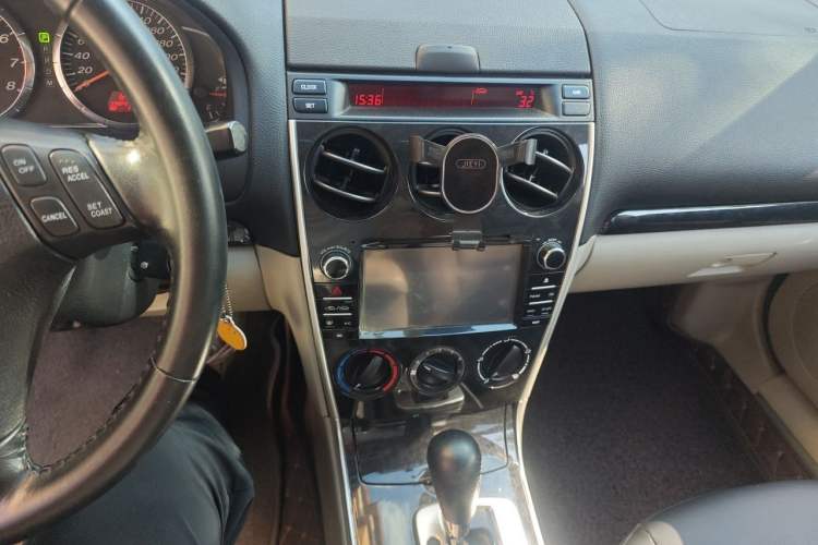 Used Mazda 6 2012 2.0L Automatic Fashion Edition Audio And AC Panel