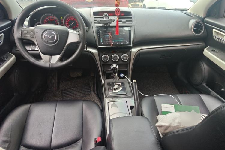 Used Mazda 6 2012 2.0L Automatic Elite Edition Center Console