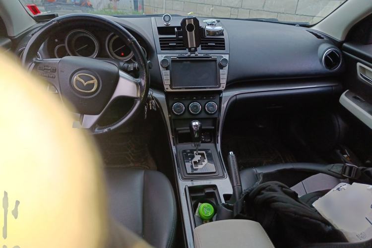 Used Mazda 6 2012 2.0L Automatic Elite Edition Center Console