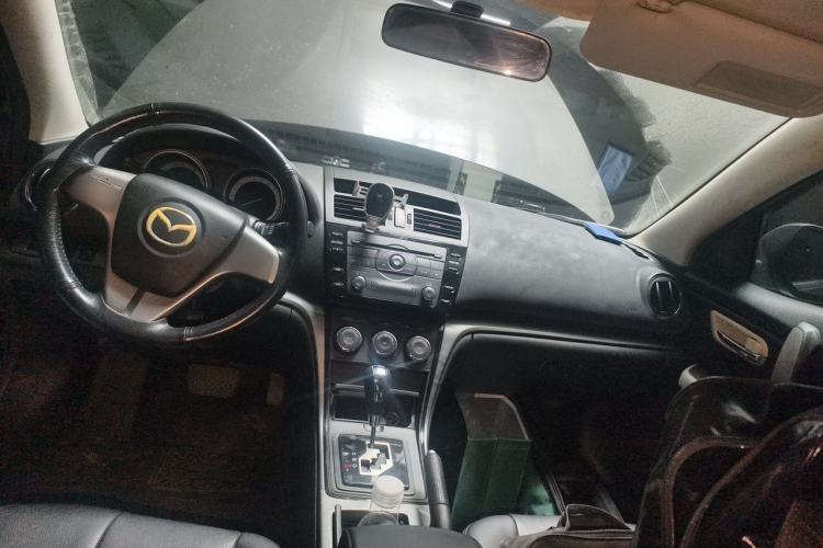 Used Mazda 6 2012 2.0L Automatic Elite Edition Center Console