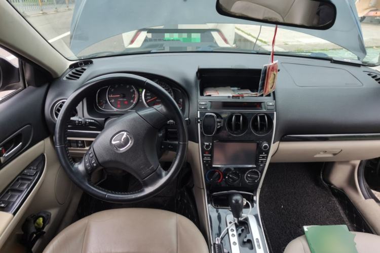 Used Mazda 6 2012 2.0L Automatic Fashion Edition Center Console