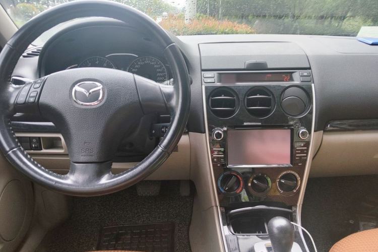 Used Mazda 6 2012 2.0L Automatic Fashion Edition Center Console