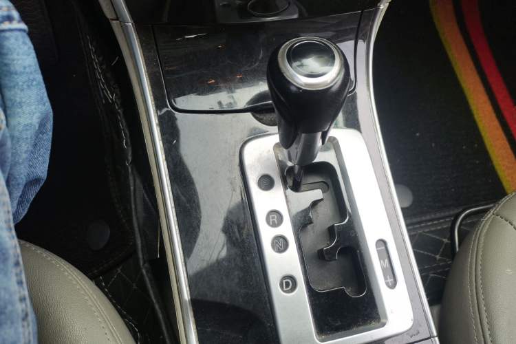 Used Mazda 6 2012 2.0L Automatic Fashion Edition Gear Lever