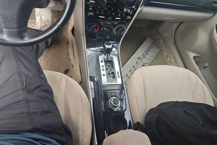 Used Mazda 6 2012 2.0L Automatic Fashion Edition Gear Lever
