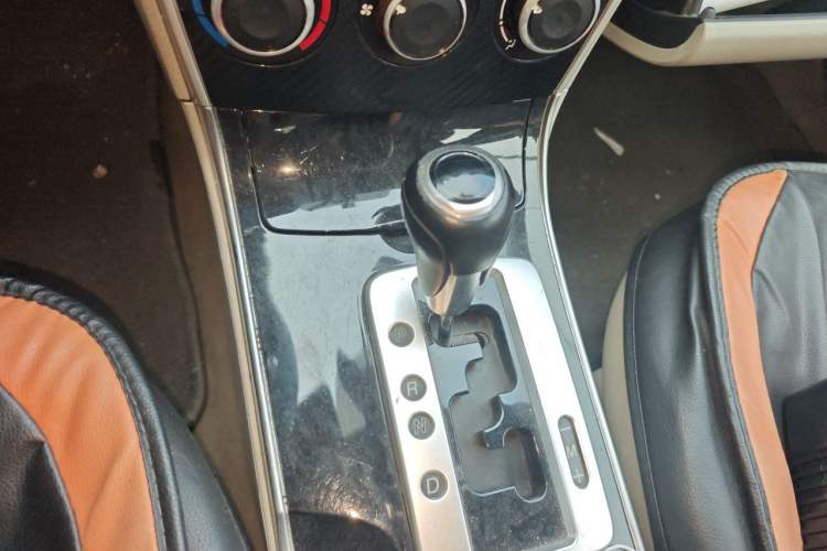 Used Mazda 6 2012 2.0L Automatic Fashion Edition Gear Lever