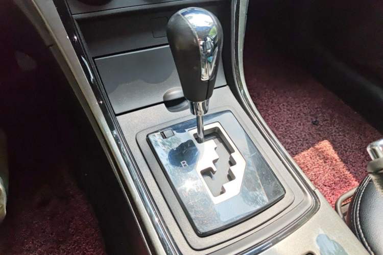 Used Mazda 6 2012 2.0L Automatic Elite Edition Gear Lever