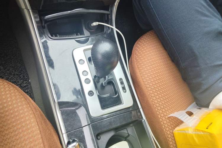 Used Mazda 6 2012 2.0L Automatic Fashion Edition Gear Lever