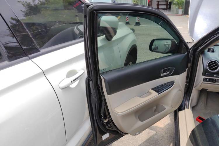 Used Mazda 6 2012 2.0L Automatic Fashion Edition Interior 4