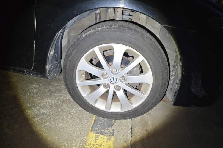 Used Mazda 6 2012 2.0L Automatic Fashion Edition Right Front Wheel Hub