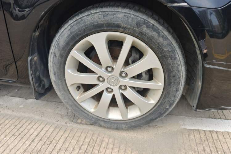 Used Mazda 6 2012 2.0L Automatic Fashion Edition Right Front Wheel Hub