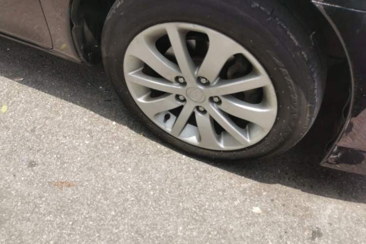 Used Mazda 6 2012 2.0L Automatic Fashion Edition Right Front Wheel Hub