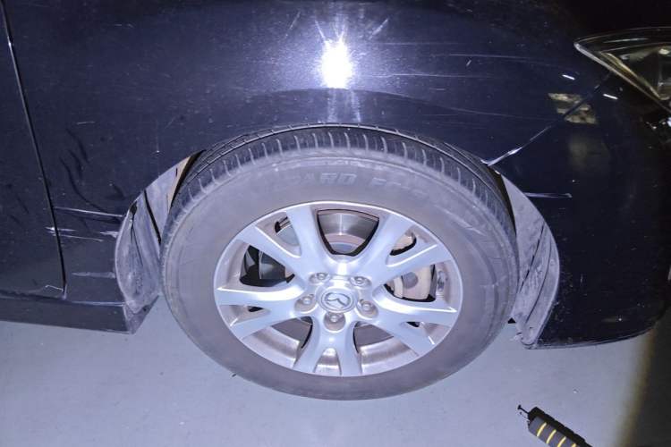 Used Mazda 6 2012 Coupe 2.0L Automatic Elite Edition Right Front Wheel Hub