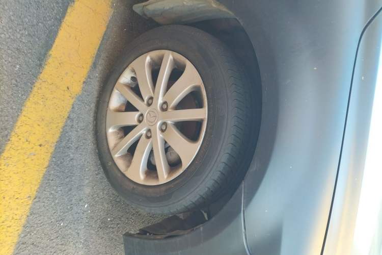 Used Mazda 6 2012 2.0L Automatic Fashion Edition Right Front Wheel Hub