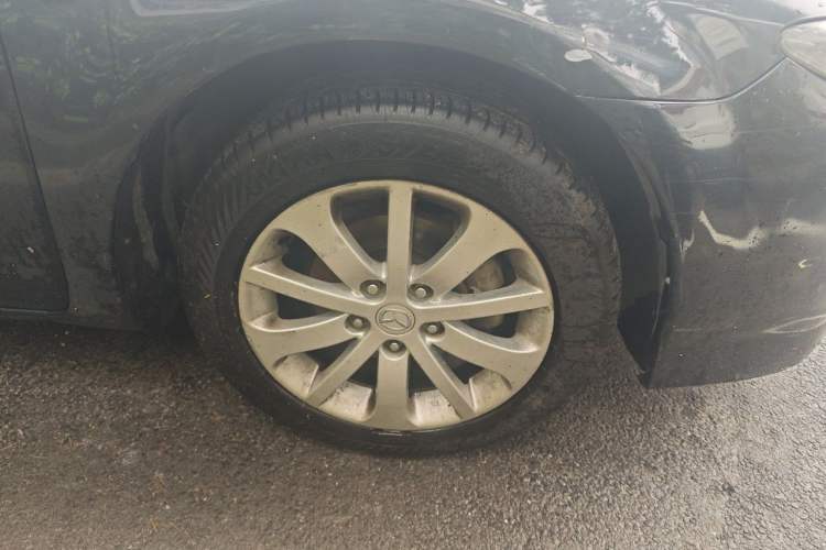 Used Mazda 6 2012 2.0L Automatic Fashion Edition Right Front Wheel Hub