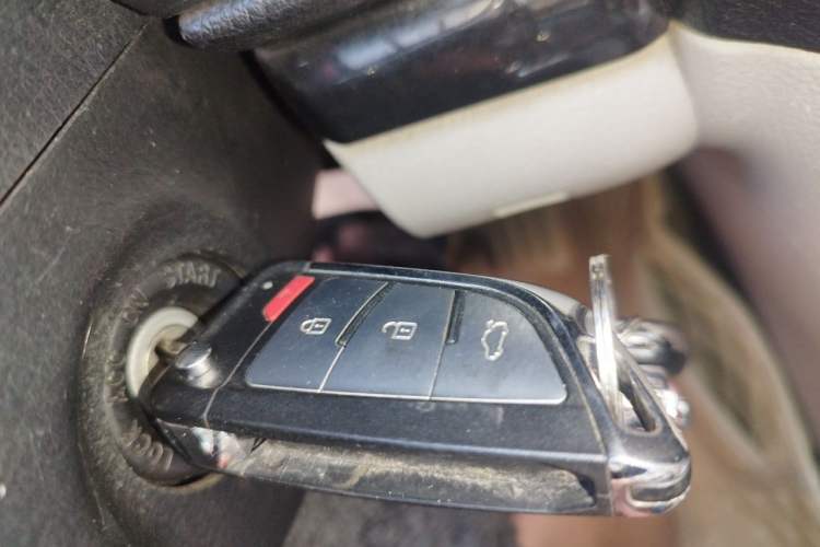 Used Mazda 6 2012 2.0L Automatic Fashion Edition Vehicle Key