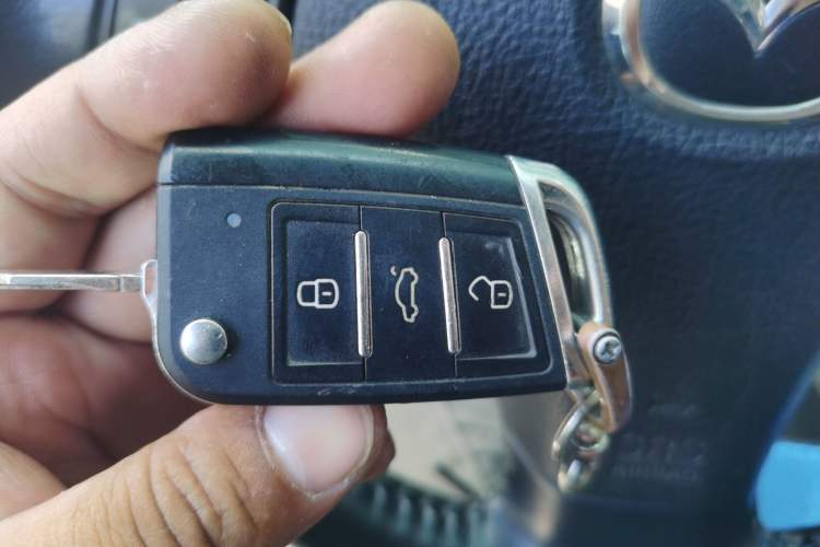 Used Mazda 6 2012 2.0L Automatic Fashion Edition Vehicle Key