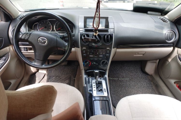 Used Mazda 6 2012 2.0L Automatic Fashion Edition Center Console