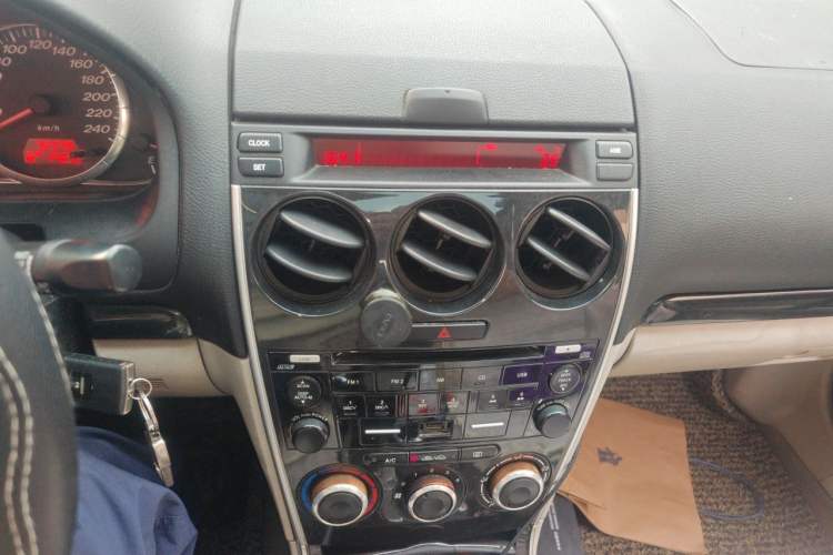 Used Mazda 6 2012 2.0L Automatic Fashion Edition Audio And AC Panel