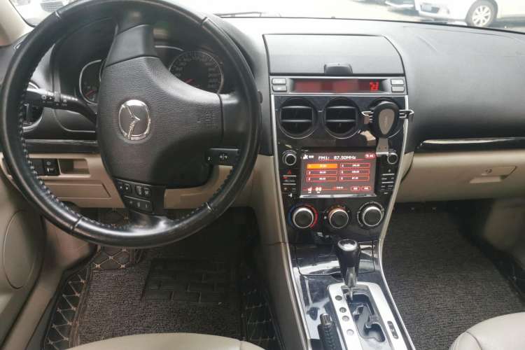 Used Mazda 6 2012 2.0L Automatic Fashion Edition Center Console