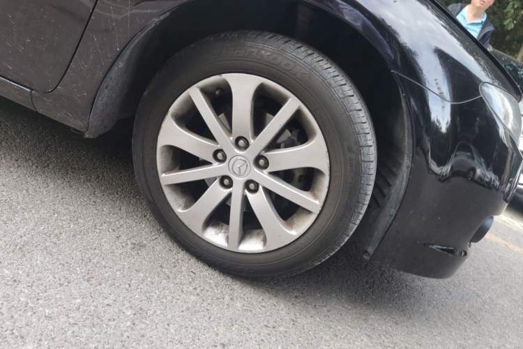 Used Mazda 6 2012 2.0L Automatic Fashion Edition Right Front Wheel Hub