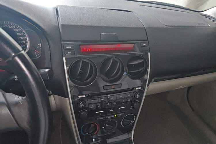 Used Mazda 6 2012 2.0L Automatic Fashion Edition Audio And AC Panel