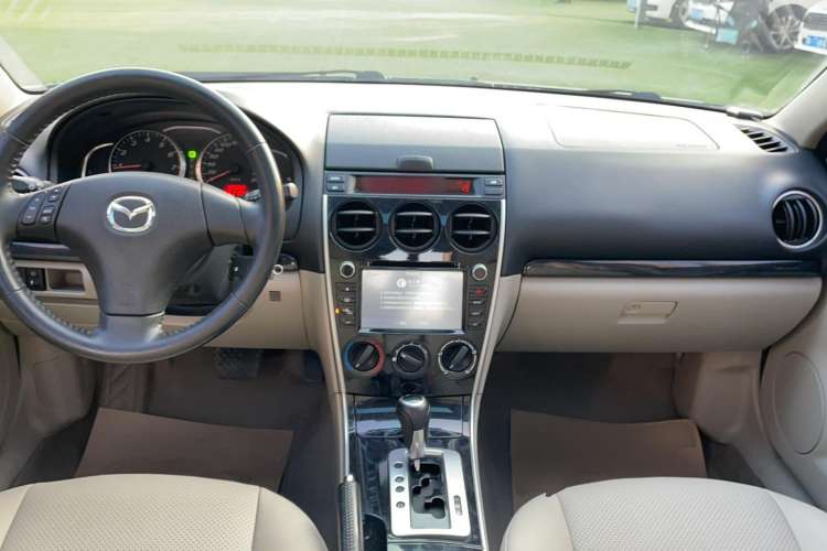 Used Mazda 6 2012 2.0L Automatic Fashion Edition Center Console