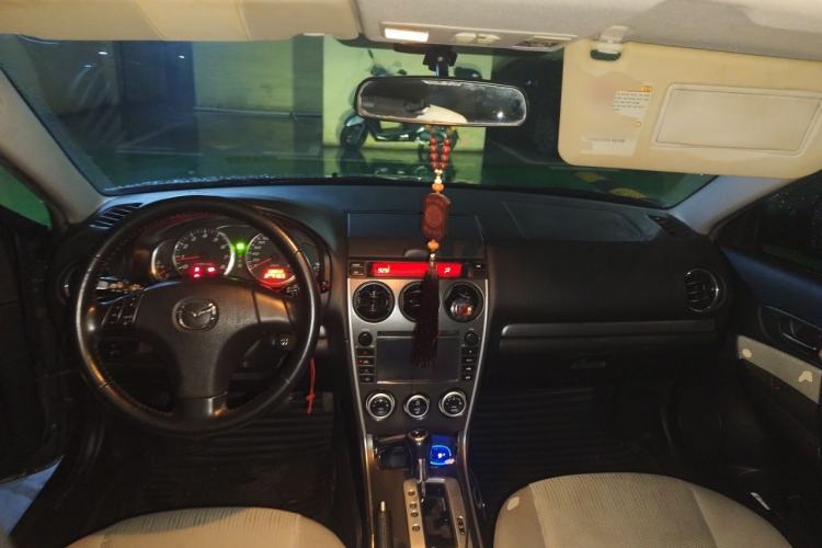 Used Mazda 6 2012 2.0L Automatic Fashion Edition Center Console