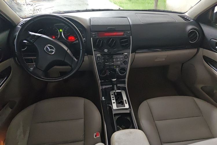 Used Mazda 6 2012 2.0L Automatic Fashion Edition Center Console