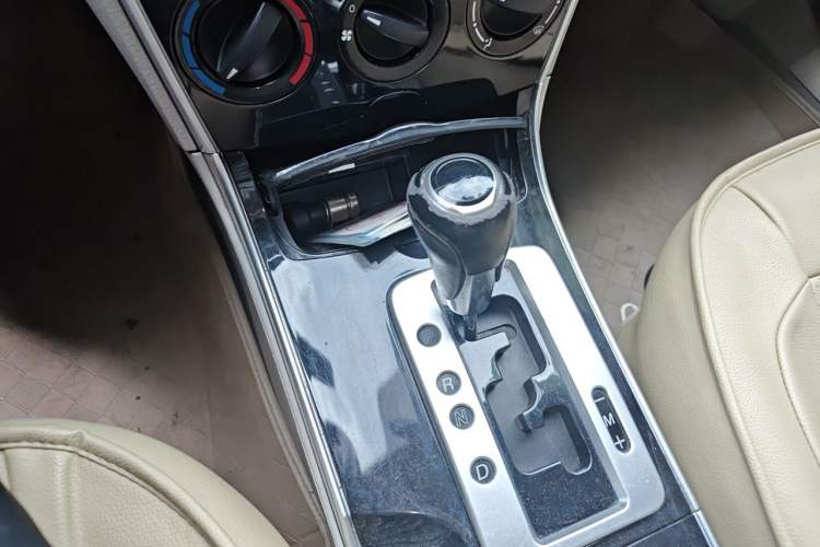 Used Mazda 6 2012 2.0L Automatic Fashion Edition Gear Lever