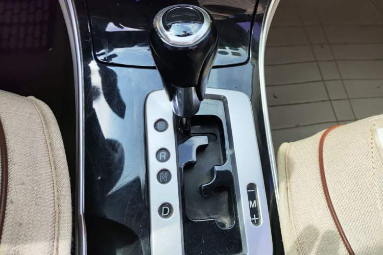 Used Mazda 6 2012 2.0L Automatic Fashion Edition Gear Lever