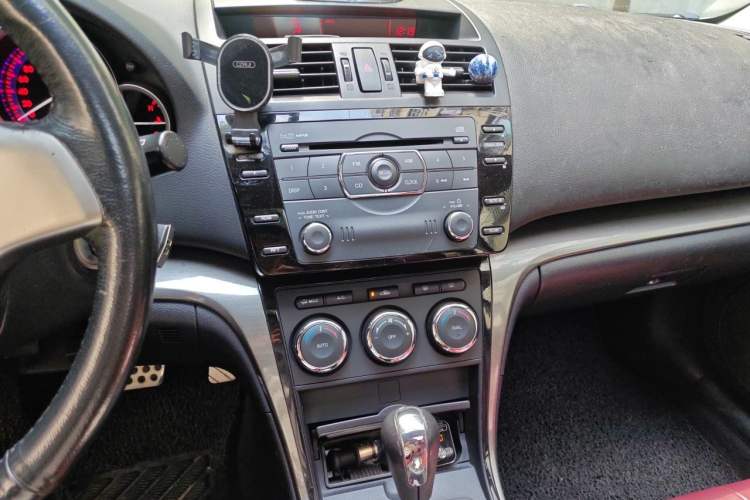 Used Mazda 6 2012 Coupe 2.0L Automatic Elite Edition Audio And AC Panel