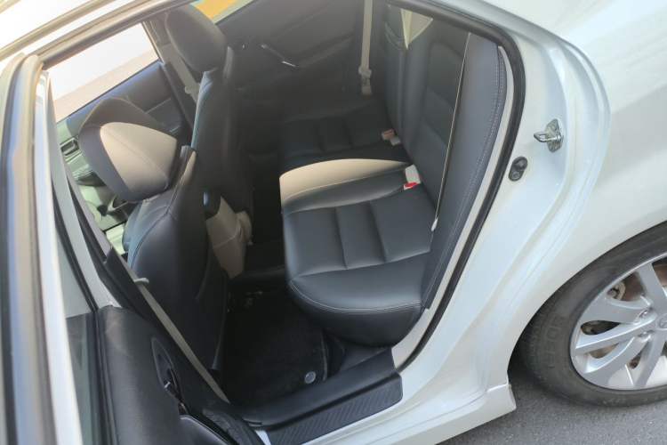 Used Mazda 6 2012 2.0L Automatic Fashion Edition Left Rear Seat
