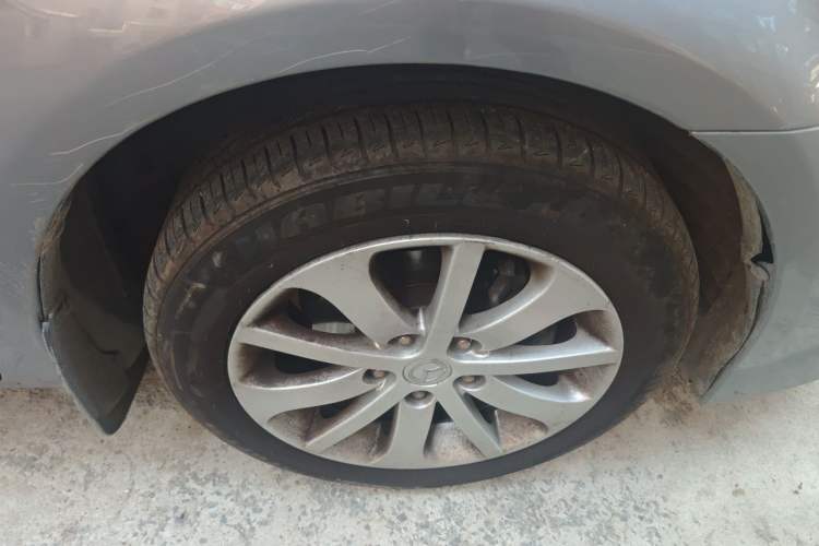 Used Mazda 6 2012 2.0L Automatic Fashion Edition Right Front Wheel Hub