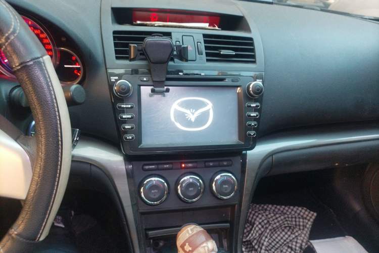 Used Mazda 6 2012 2.0L Automatic Elite Edition Audio And AC Panel