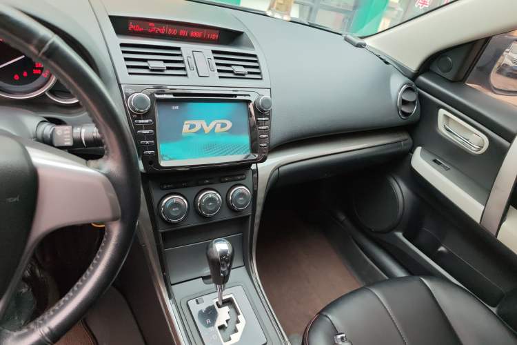 Used Mazda 6 2012 2.0L Automatic Elite Edition Audio And AC Panel