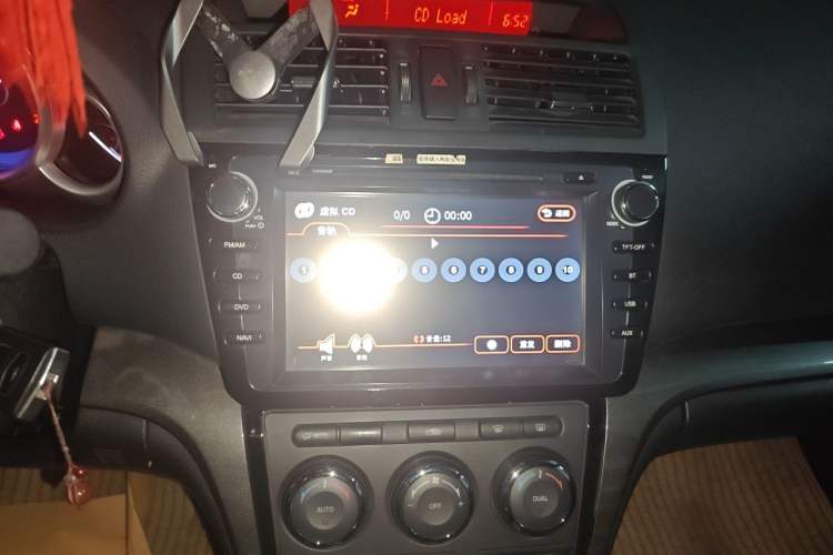 Used Mazda 6 2012 2.0L Automatic Elite Edition Audio And AC Panel