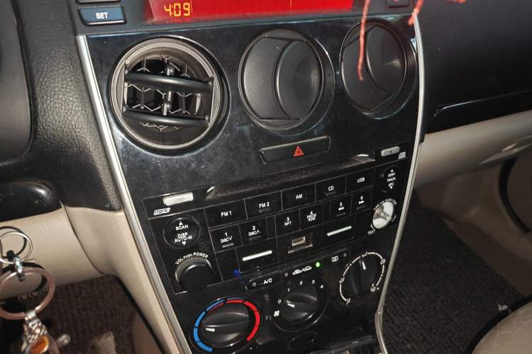 Used Mazda 6 2012 2.0L Automatic Fashion Edition Audio And AC Panel