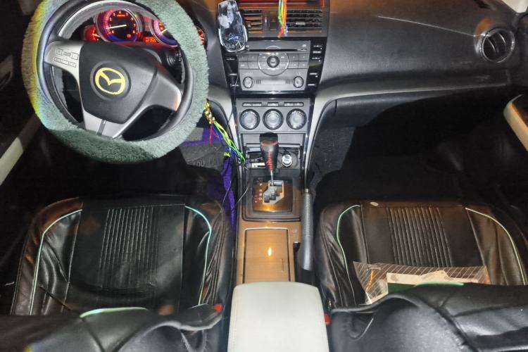 Used Mazda 6 2012 2.0L Automatic Elite Edition Center Console