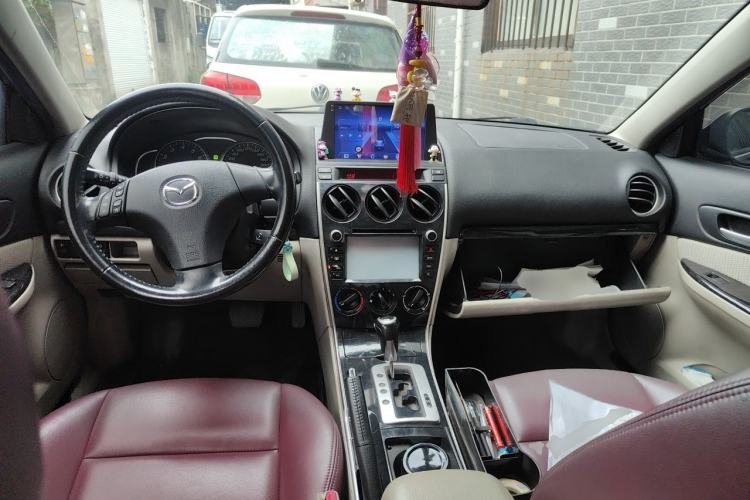 Used Mazda 6 2012 2.0L Automatic Fashion Edition Center Console