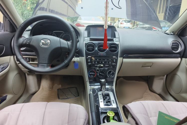 Used Mazda 6 2012 2.0L Automatic Fashion Edition Center Console