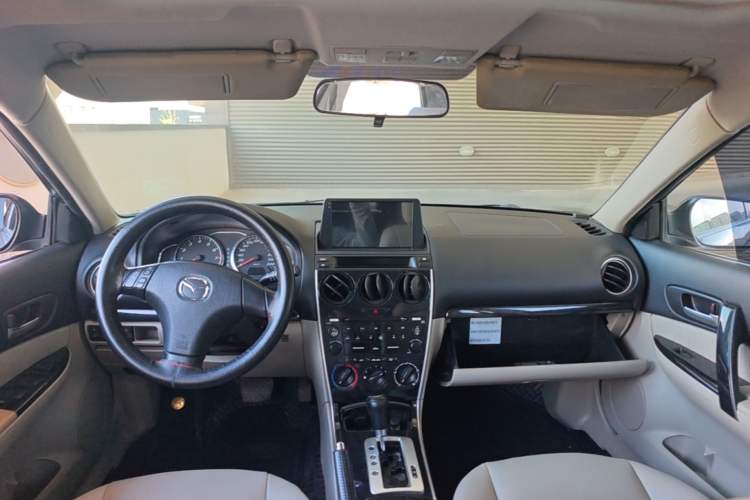 Used Mazda 6 2012 2.0L Automatic Fashion Edition Center Console