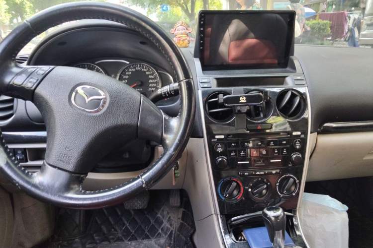 Used Mazda 6 2012 2.0L Automatic Fashion Edition Center Console