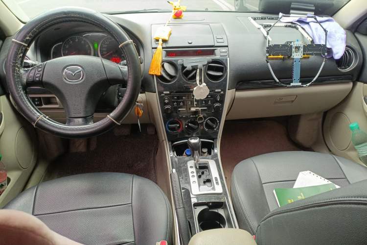 Used Mazda 6 2012 2.0L Automatic Fashion Edition Center Console