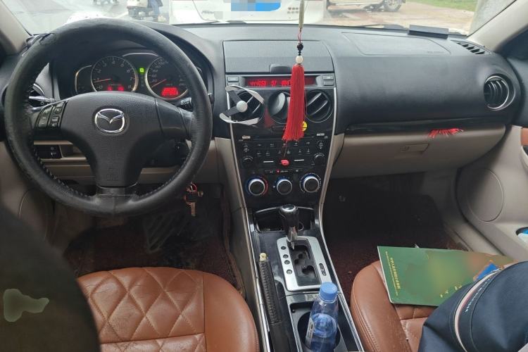 Used Mazda 6 2012 2.0L Automatic Fashion Edition Center Console