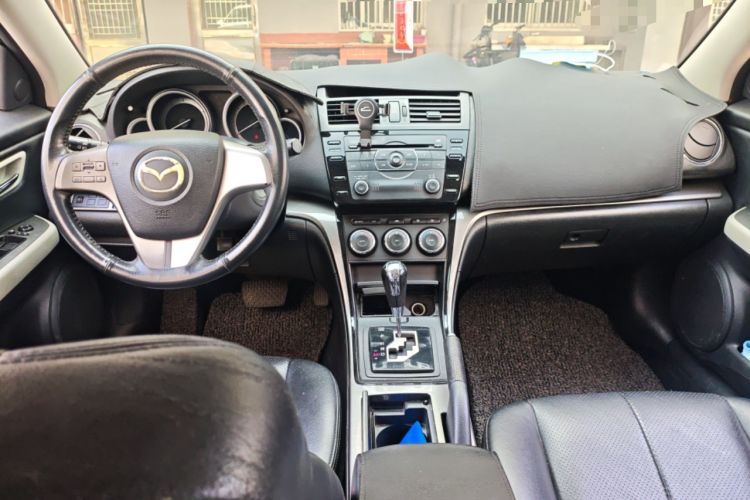 Used Mazda 6 2012 2.0L Automatic Elite Edition Center Console