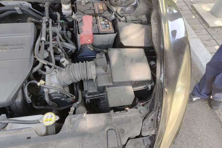 Used Mazda 6 2012 2.0L Automatic Elite Edition Engine Bay Left
