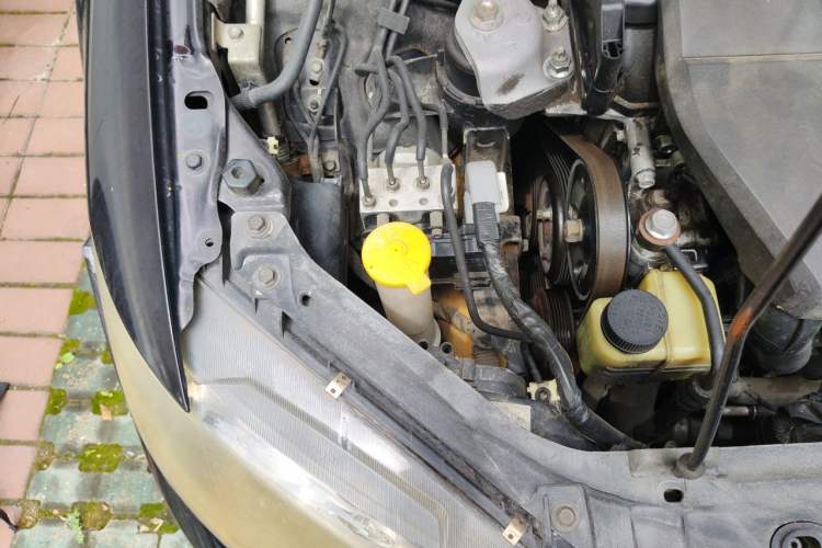Used Mazda 6 2012 2.0L Automatic Fashion Edition Engine Bay Right